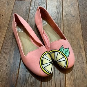 Never warn womens shoes